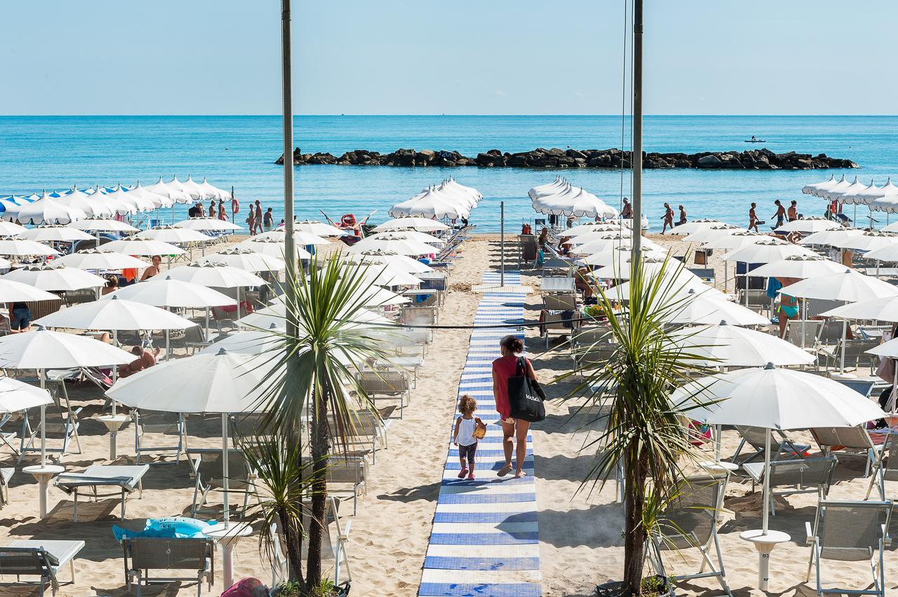 Hotel Villa Corallo San Benedetto del Tronto Esterno foto
